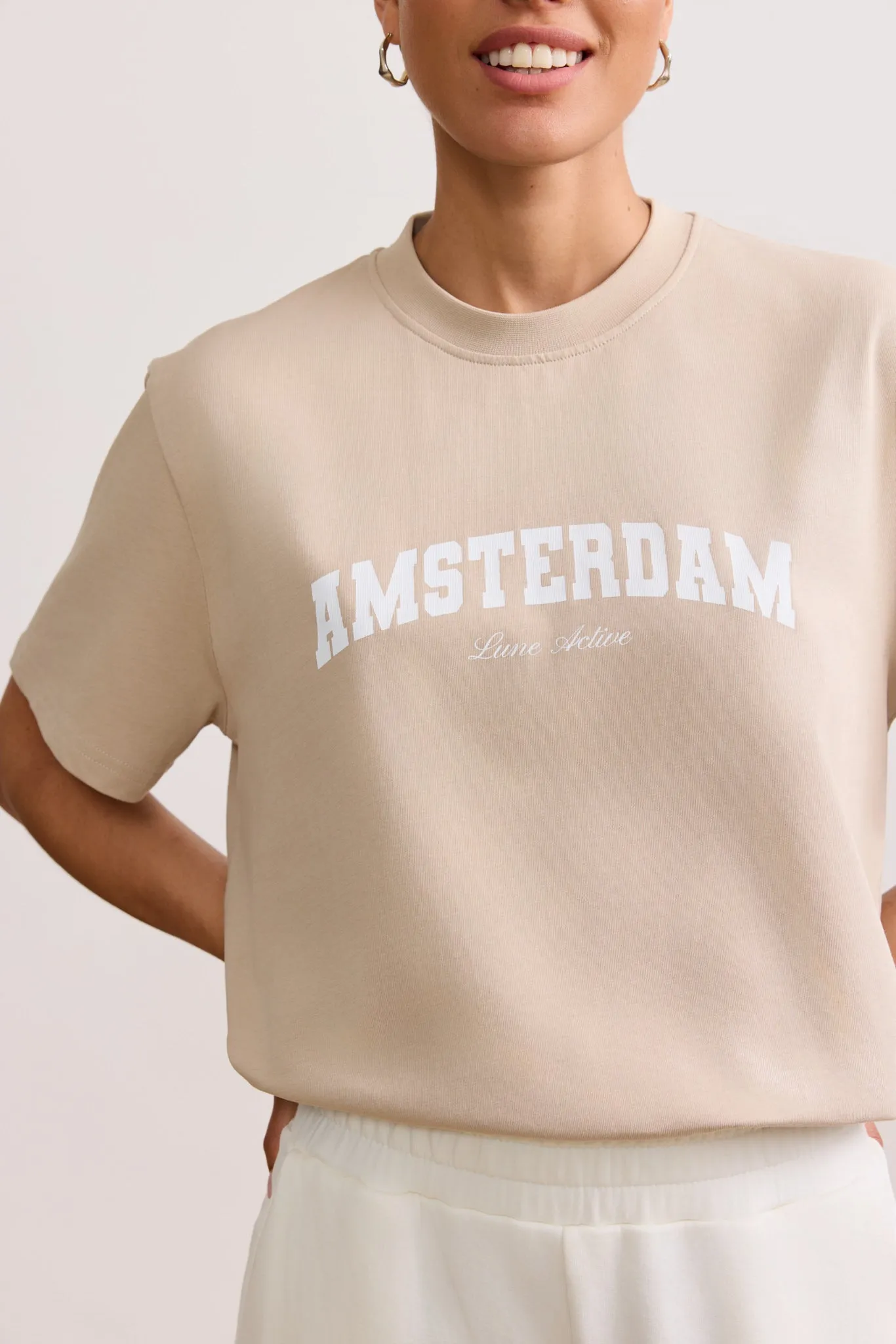 DEMI Amsterdam tee - Beige