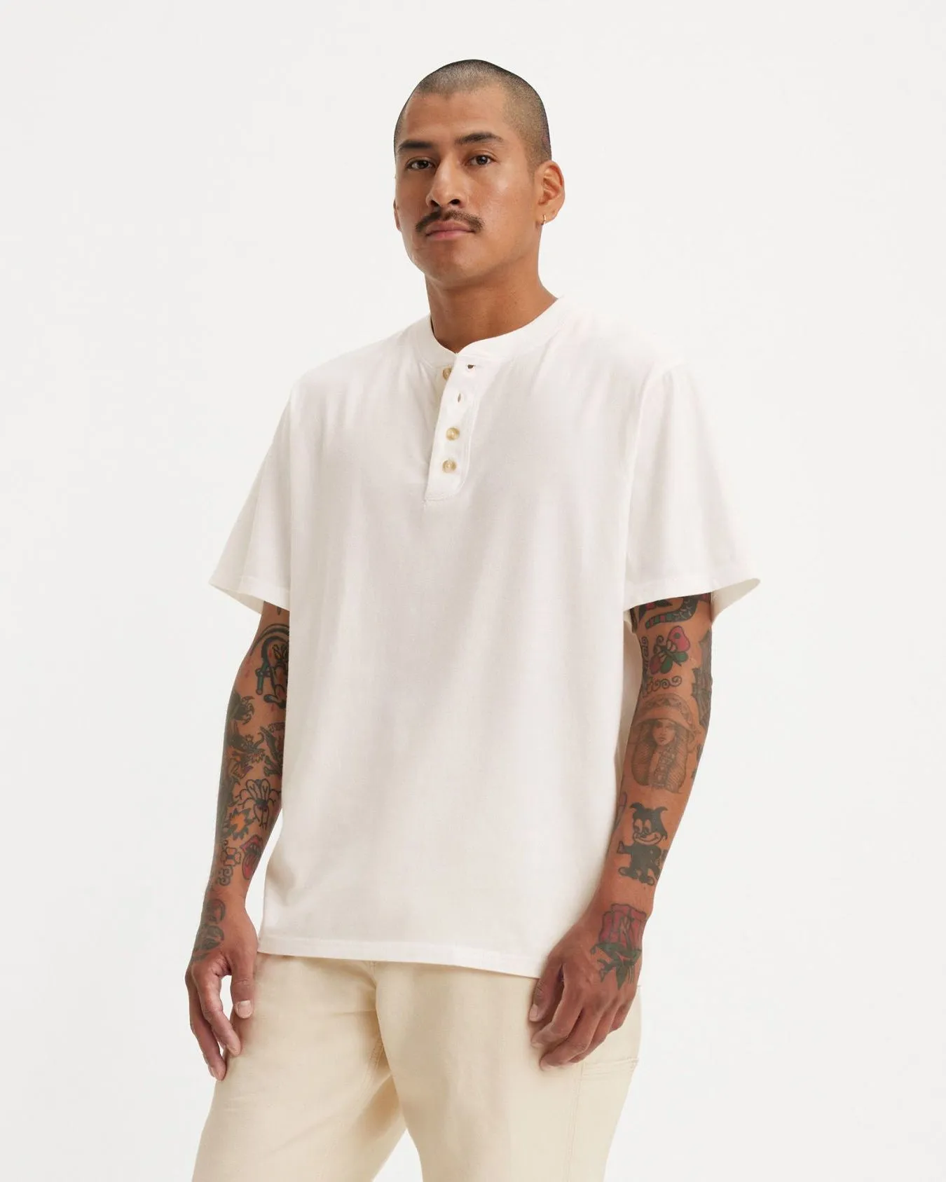 Levi's® S/S 4 Button Henley - Cloud Dancer