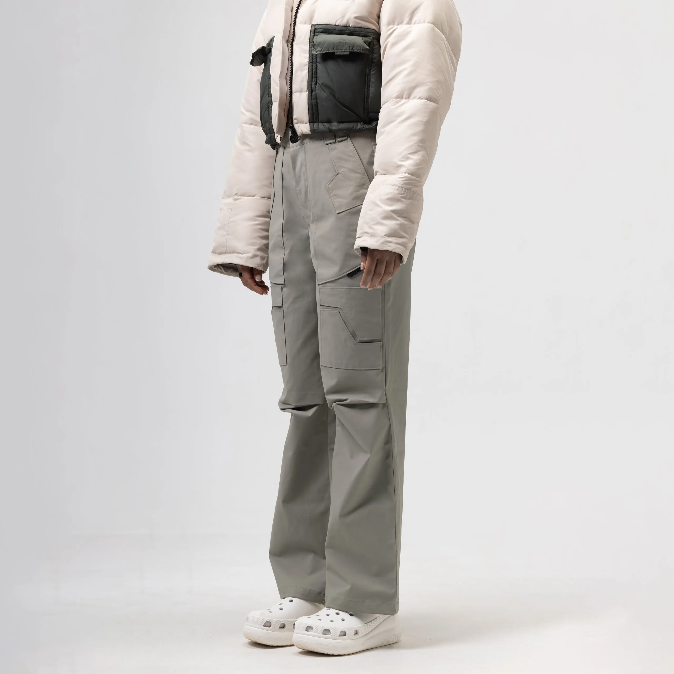 PATCH POCKET PARACHUTE PANTS