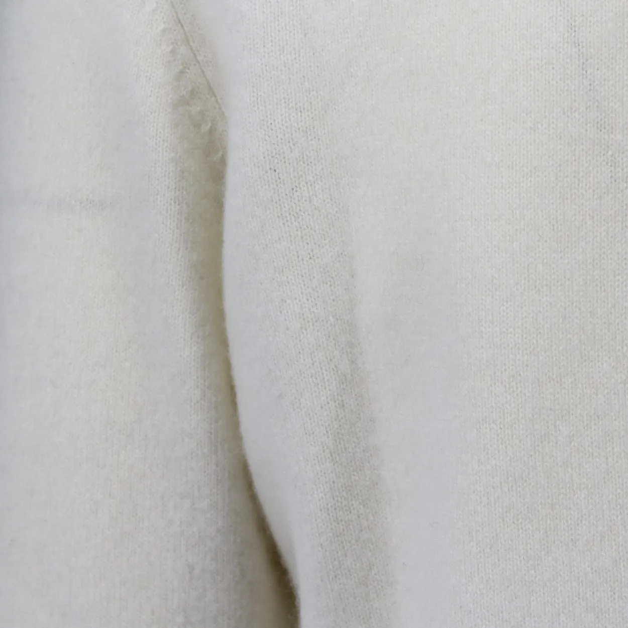 White Haze Crewneck Cashmere Sweater